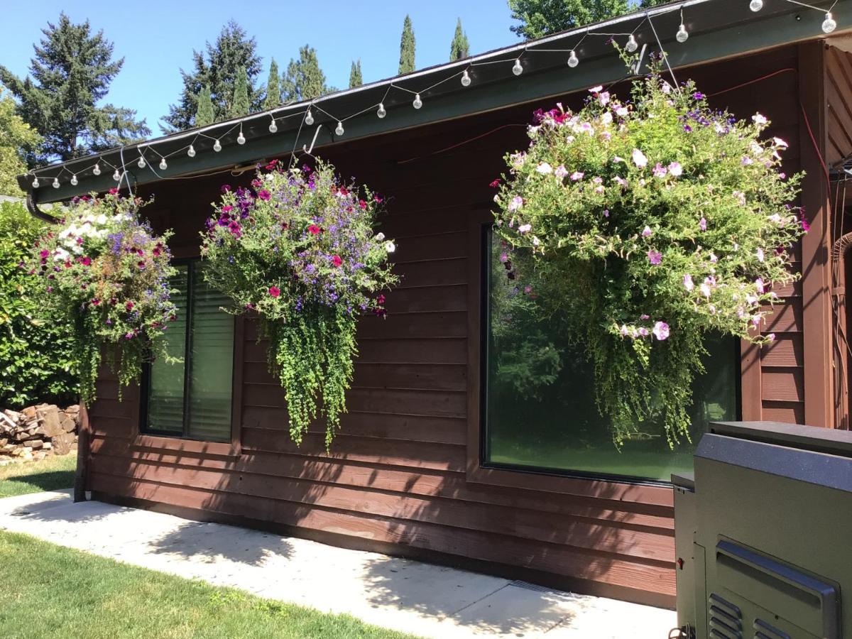 Dunmovin' Oregon Grants Pass Eksteriør bilde